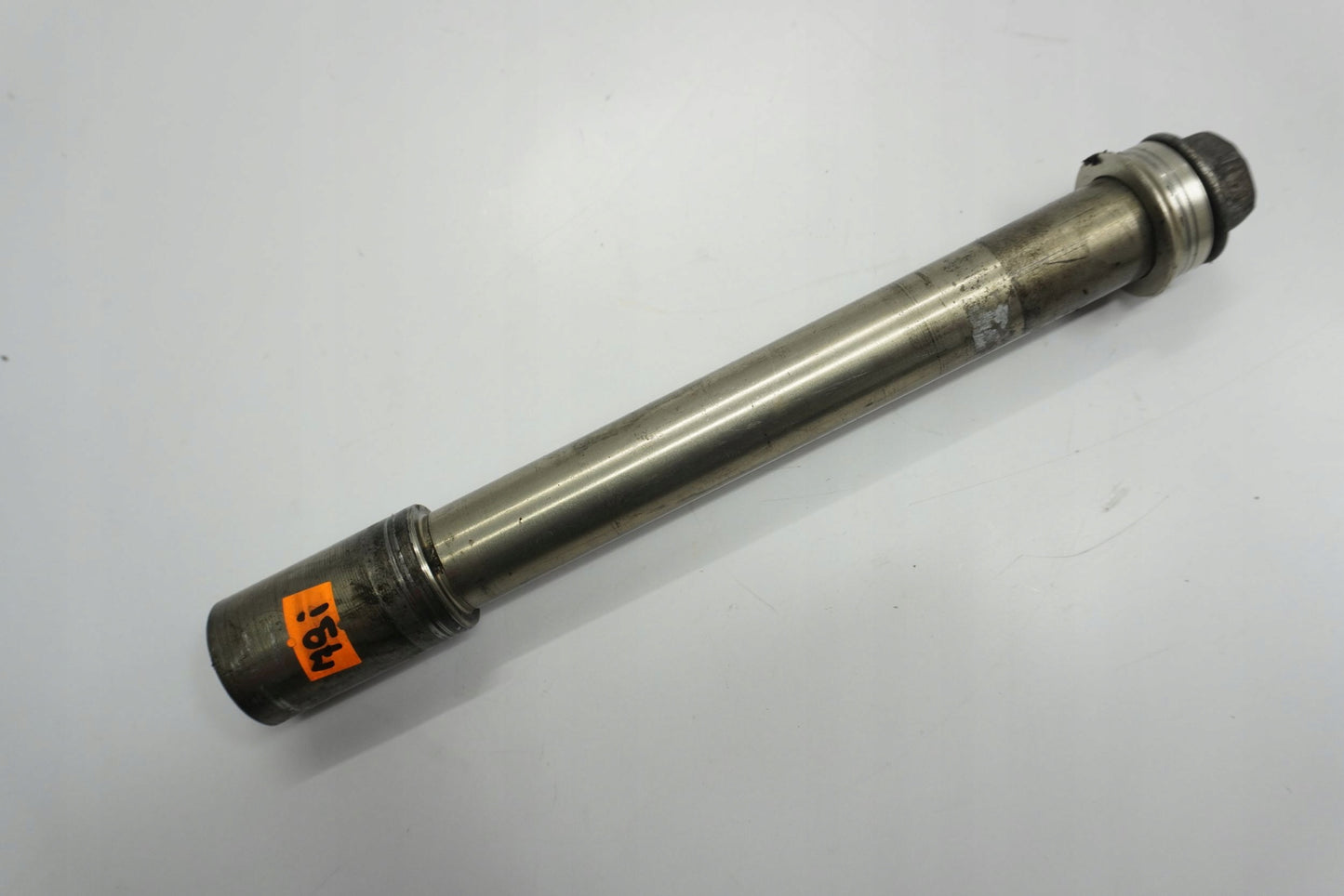 SUZUKI GSX-R 1000 K7-K8 Vorderachse Achse vorne Radachse front axle 4