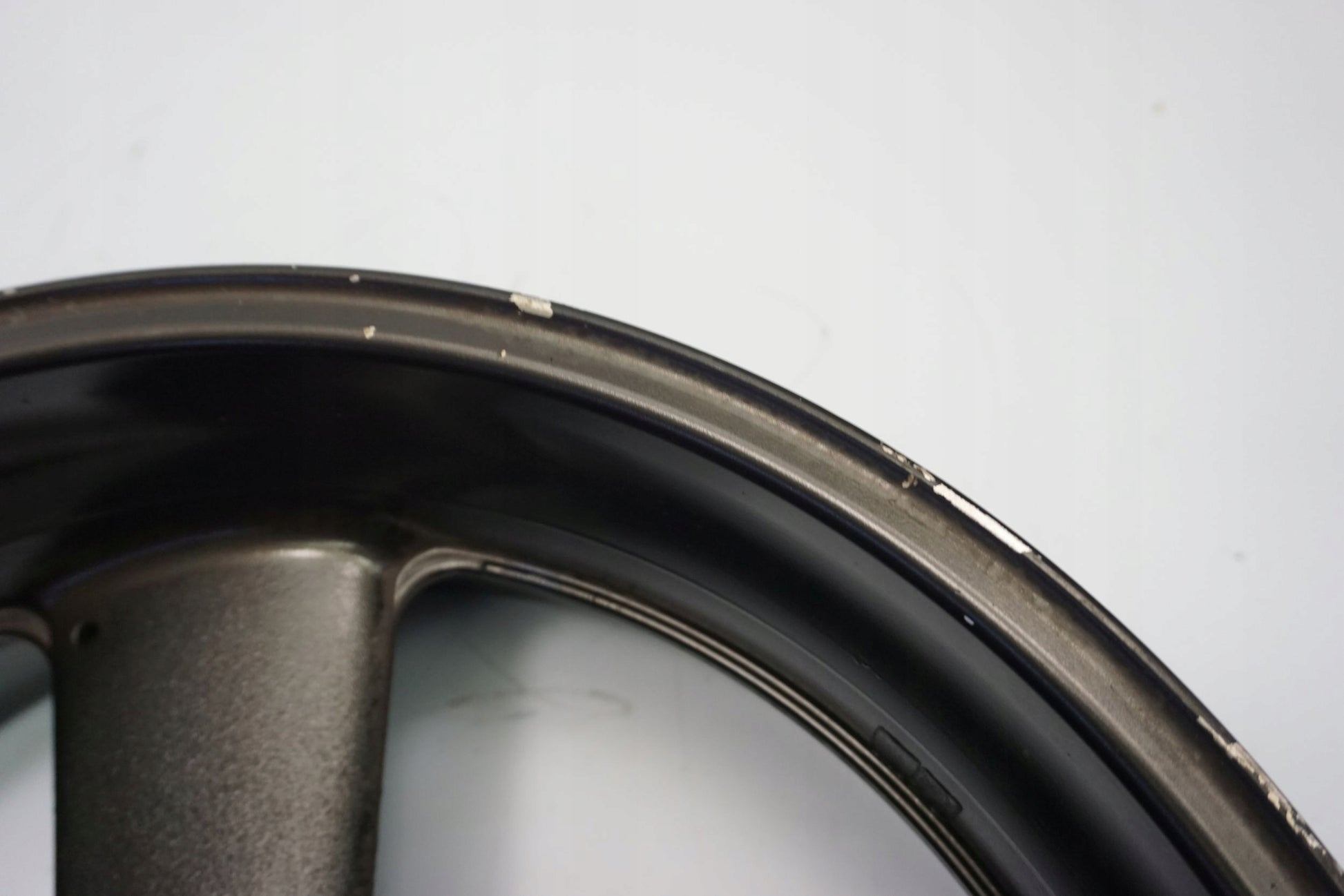 YAMAHA MT-01 1700 05-12 Felge hinten Wheel Hinterrad 3