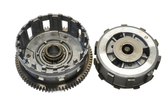 HONDA CB 750 HORNET 23- Kupplung Kupplungskorb Clutch 1
