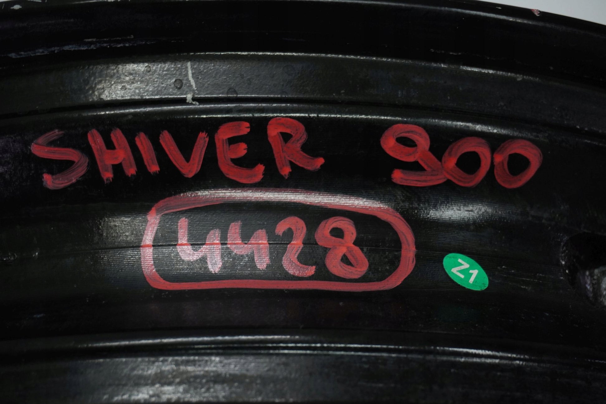 APRILIA SHIVER 900 17- Felge vorne Wheel Vorderrad 6