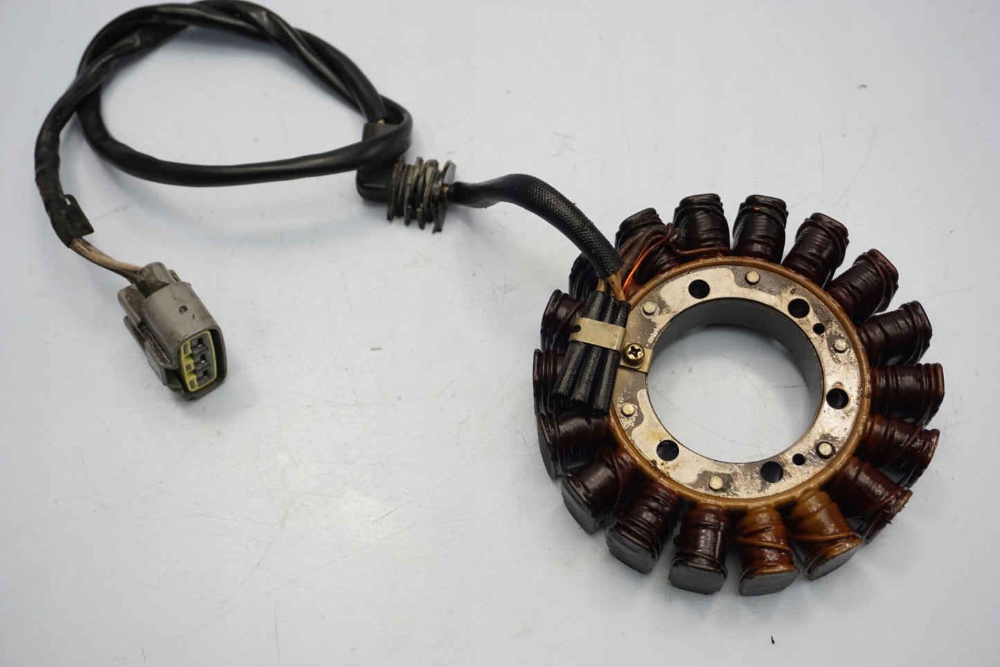 YAMAHA FJR 1300 01-05 Lichtmaschine Stator Generator Lima Alternator