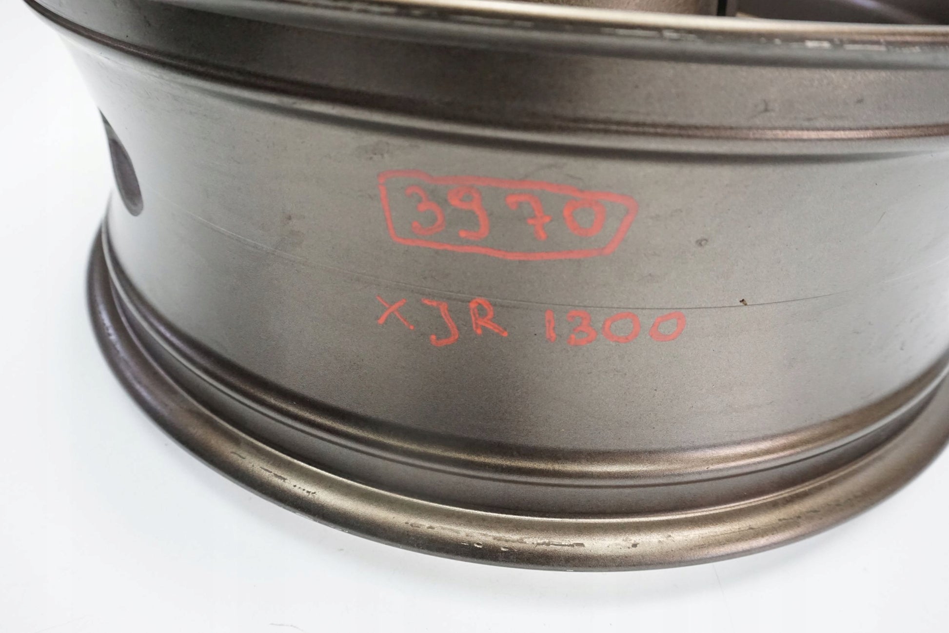 YAMAHA XJR 1300 RP19 RACER 15-16 Felge hinten Wheel Hinterrad 3