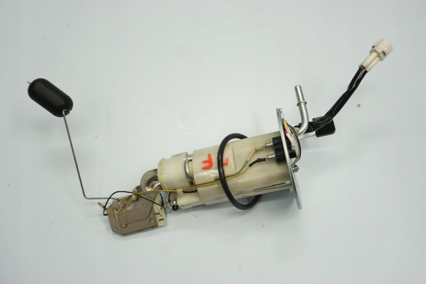 SUZUKI GSX-S 1000 15-20 Benzinpumpe Kraftstoffpumpe Fuel Pump 2