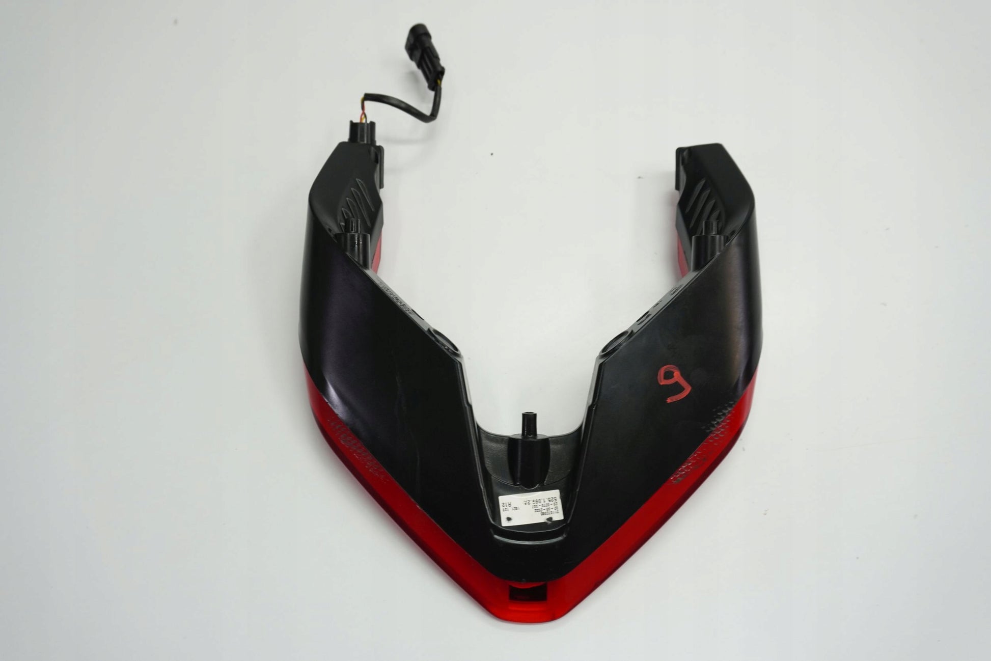 DUCATI STREETFIGHTER V2 Rücklicht 8