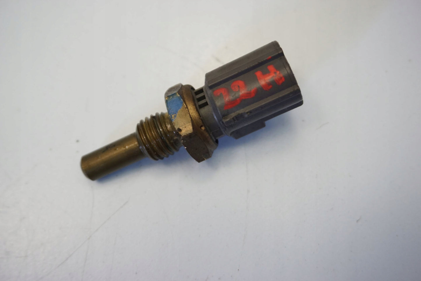 SUZUKI GSR 600 06-10 Temperatursensor Thermostat Temperature sensor