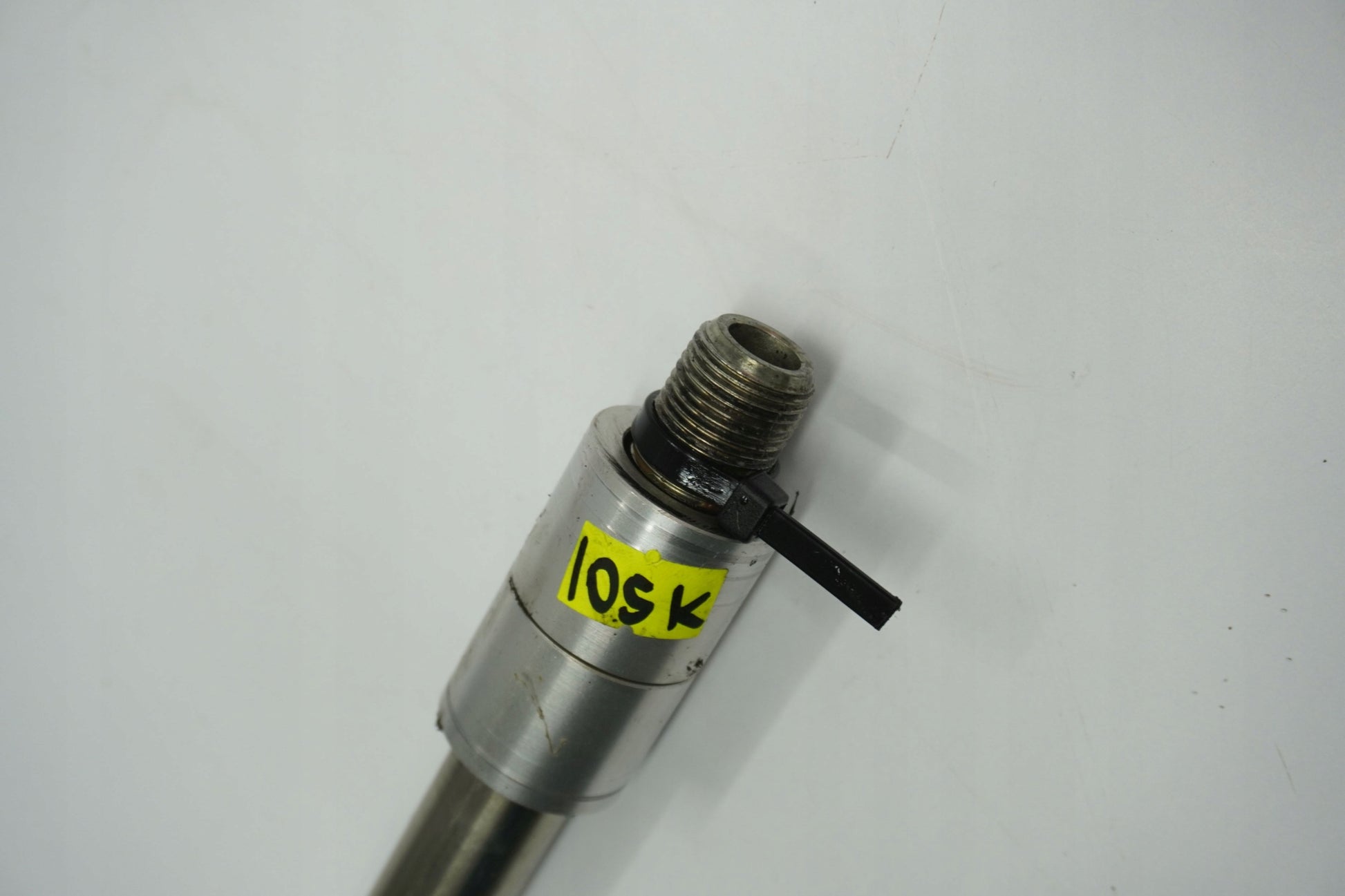 TRIUMPH SPEED TRIPLE 1050 RS 18-20 Vorderachse Achse vorne Radachse front axle 4