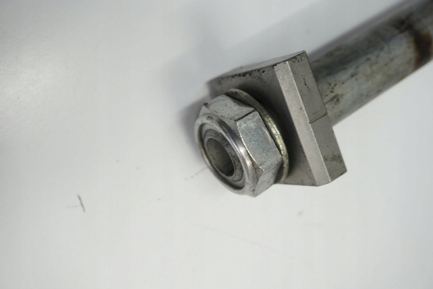 HONDA CBR 1000RR SC59 08-11 Hinterachse Achse hinten Radachse rear axle 3