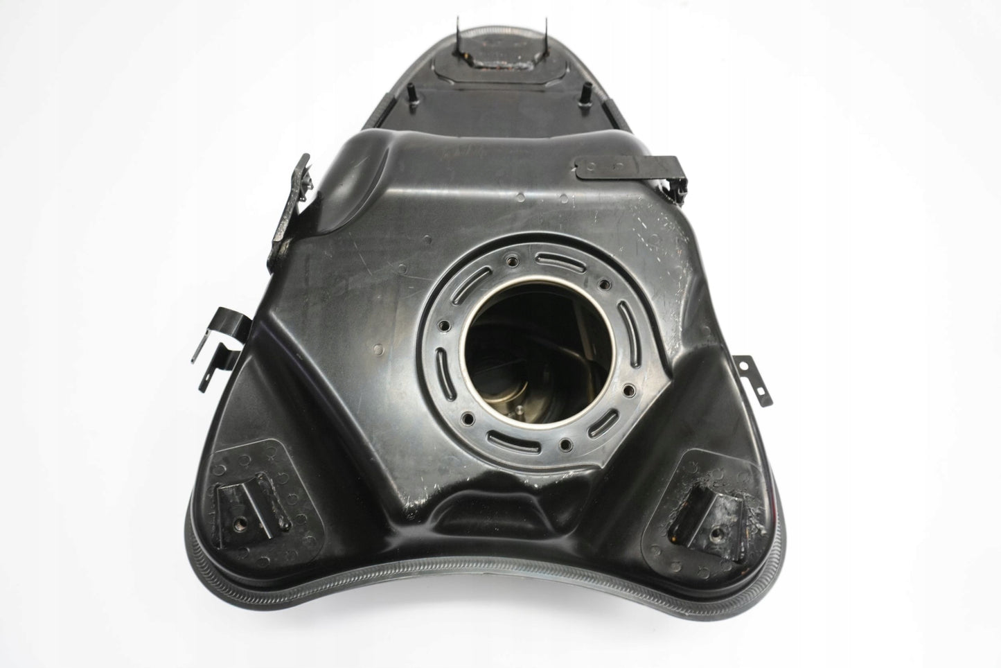 TRIUMPH TRIDENT 660 21- Kraftstofftank Benzintank Fuel Tank 8
