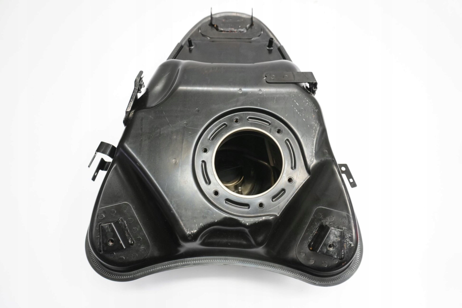 TRIUMPH TRIDENT 660 21- Kraftstofftank Benzintank Fuel Tank 8