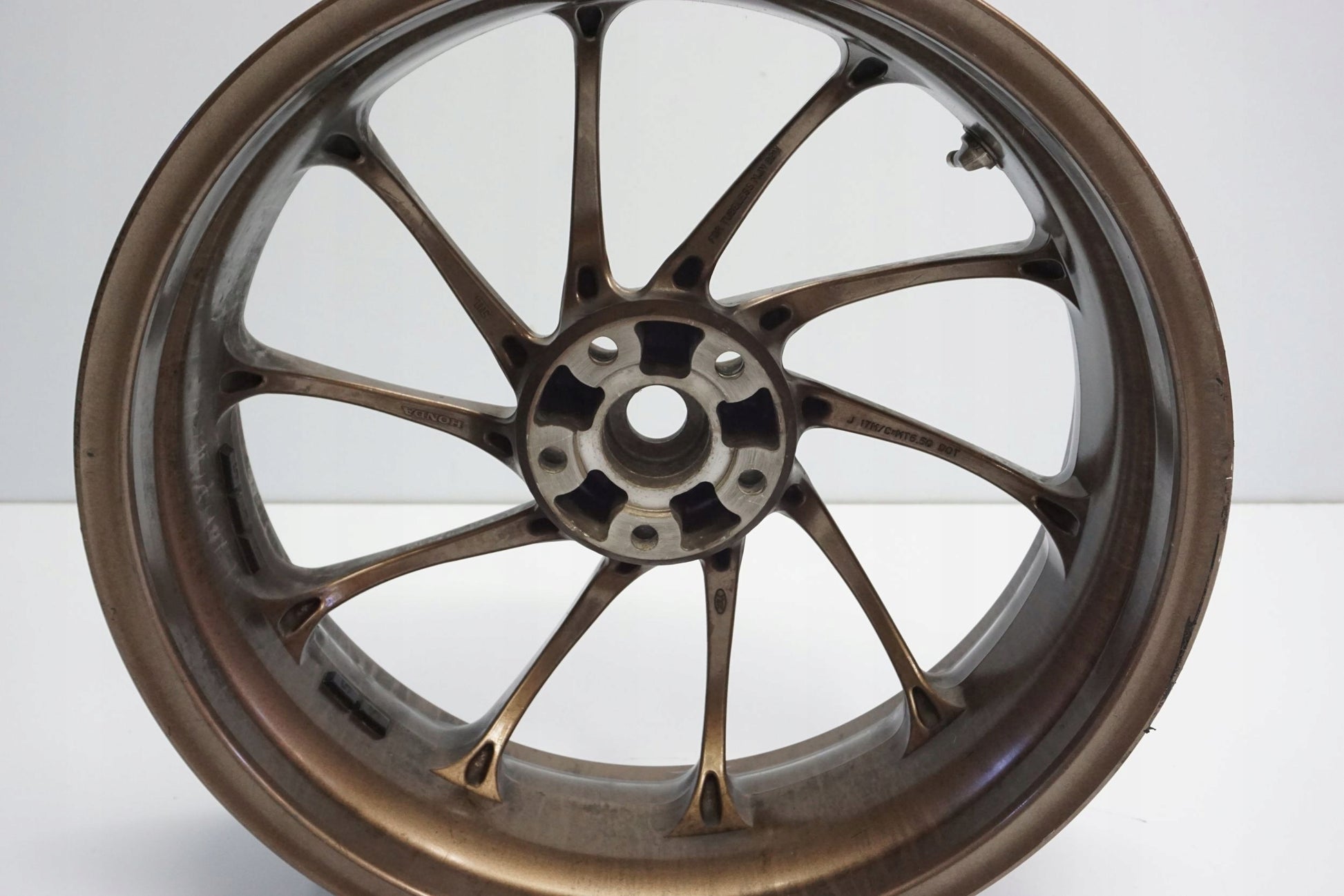 HONDA VFR 800 F 17-19 Felge hinten Wheel Hinterrad 2