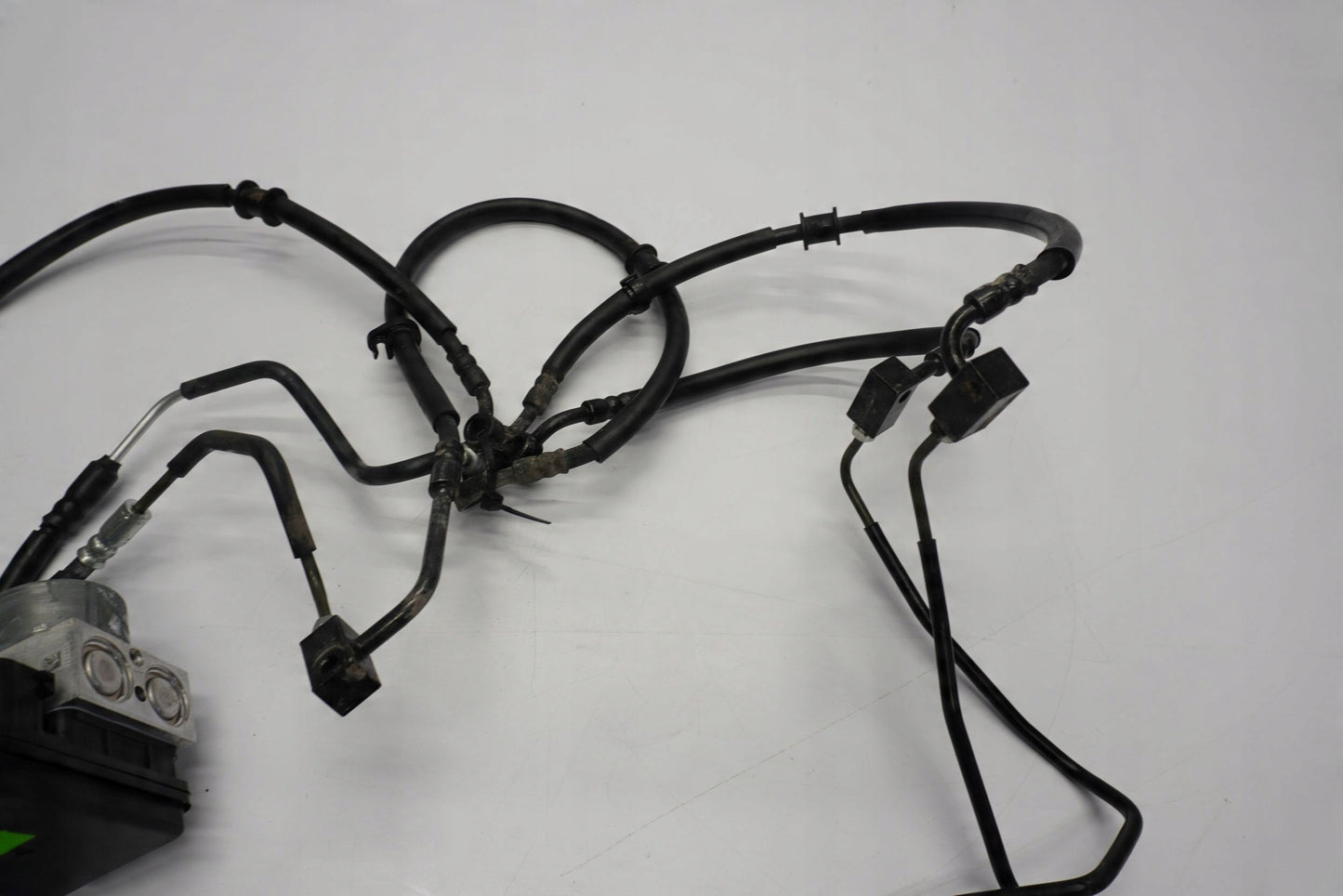 KAWASAKI ZX-6R 636 24- ABS Pumpe Druckmodulator 4