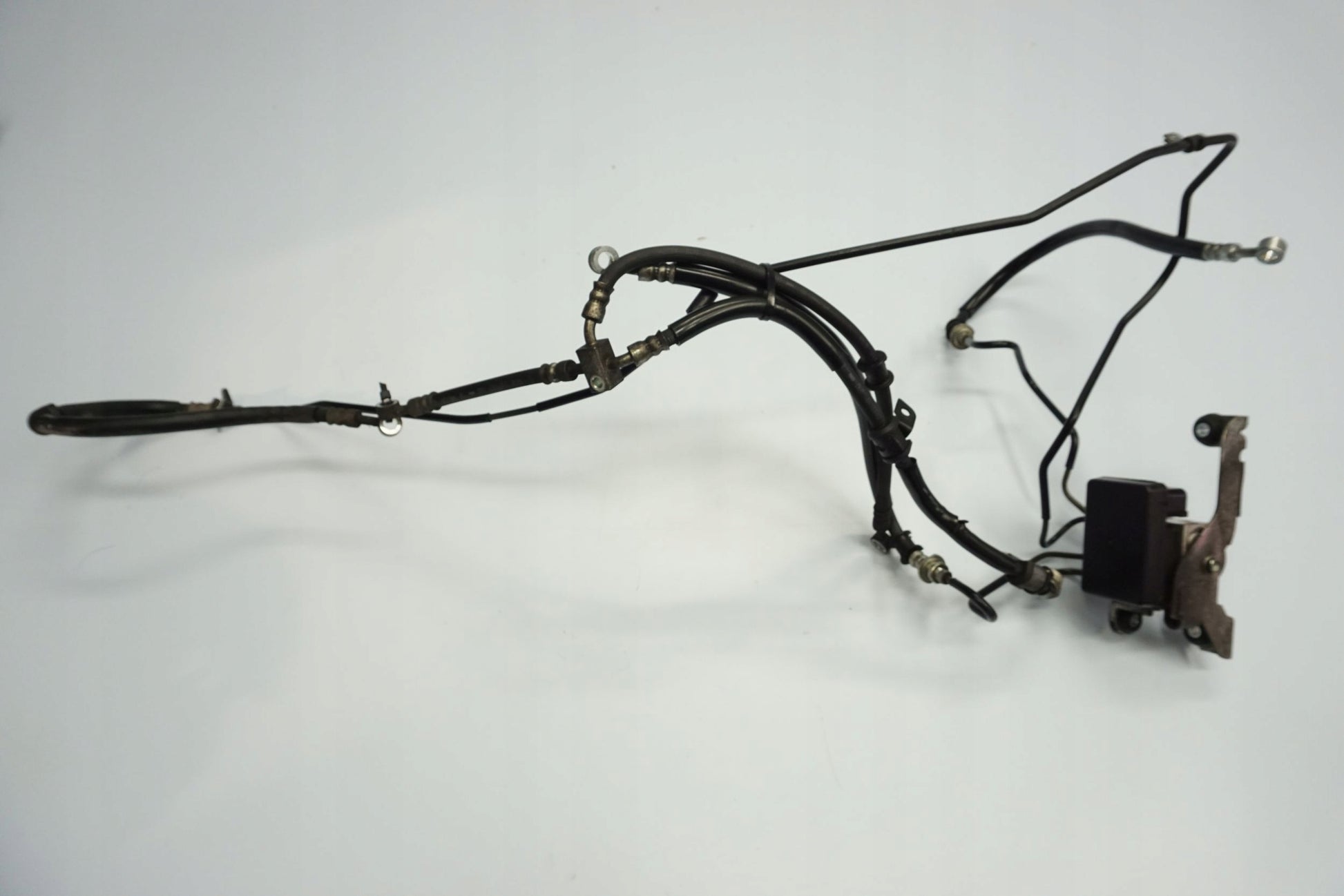 SUZUKI BURGMAN 650 13- ABS Pumpe Druckmodulator 6