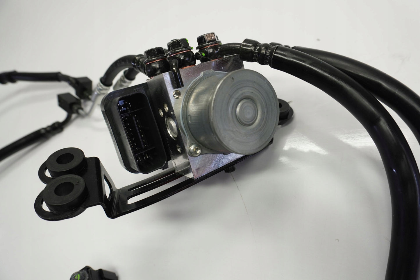 YAMAHA MT 125 20- ABS Pumpe Druckmodulator 2