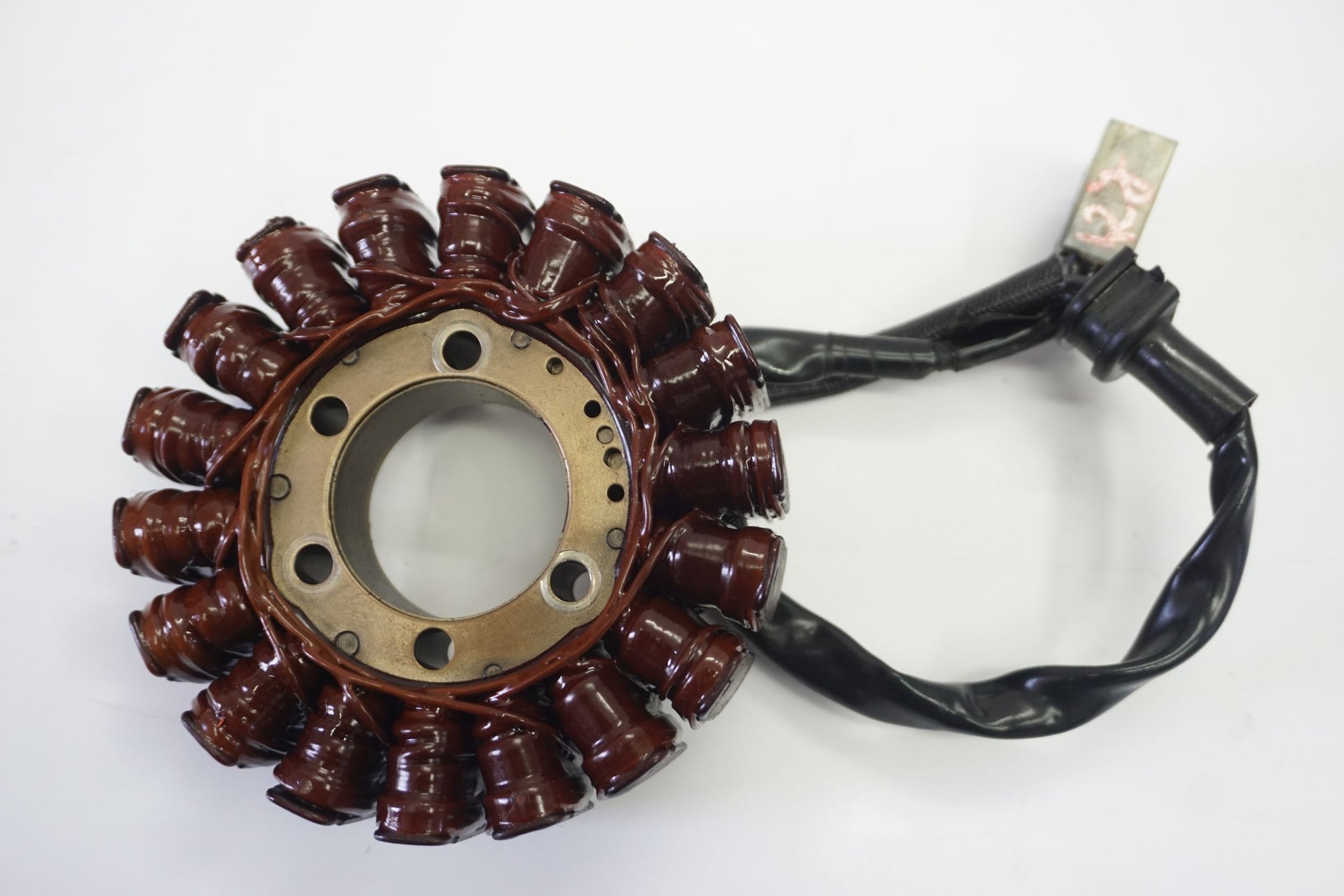 SUZUKI GSR 750 11-16 Lichtmaschine Stator Generator Lima Alternator 6