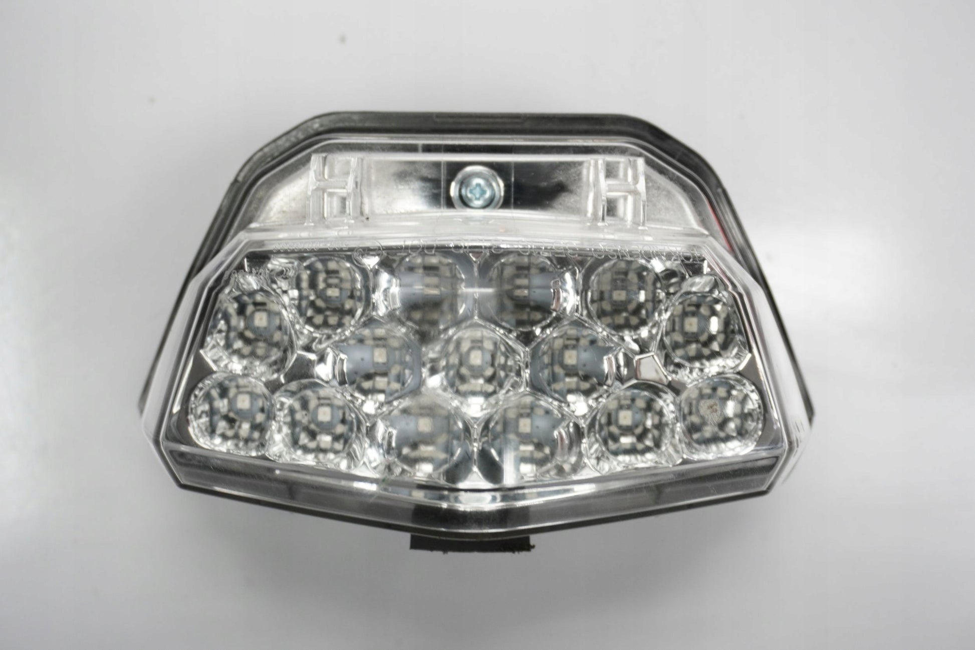 SUZUKI DL 1050 V-STROM 20- Rücklicht 8