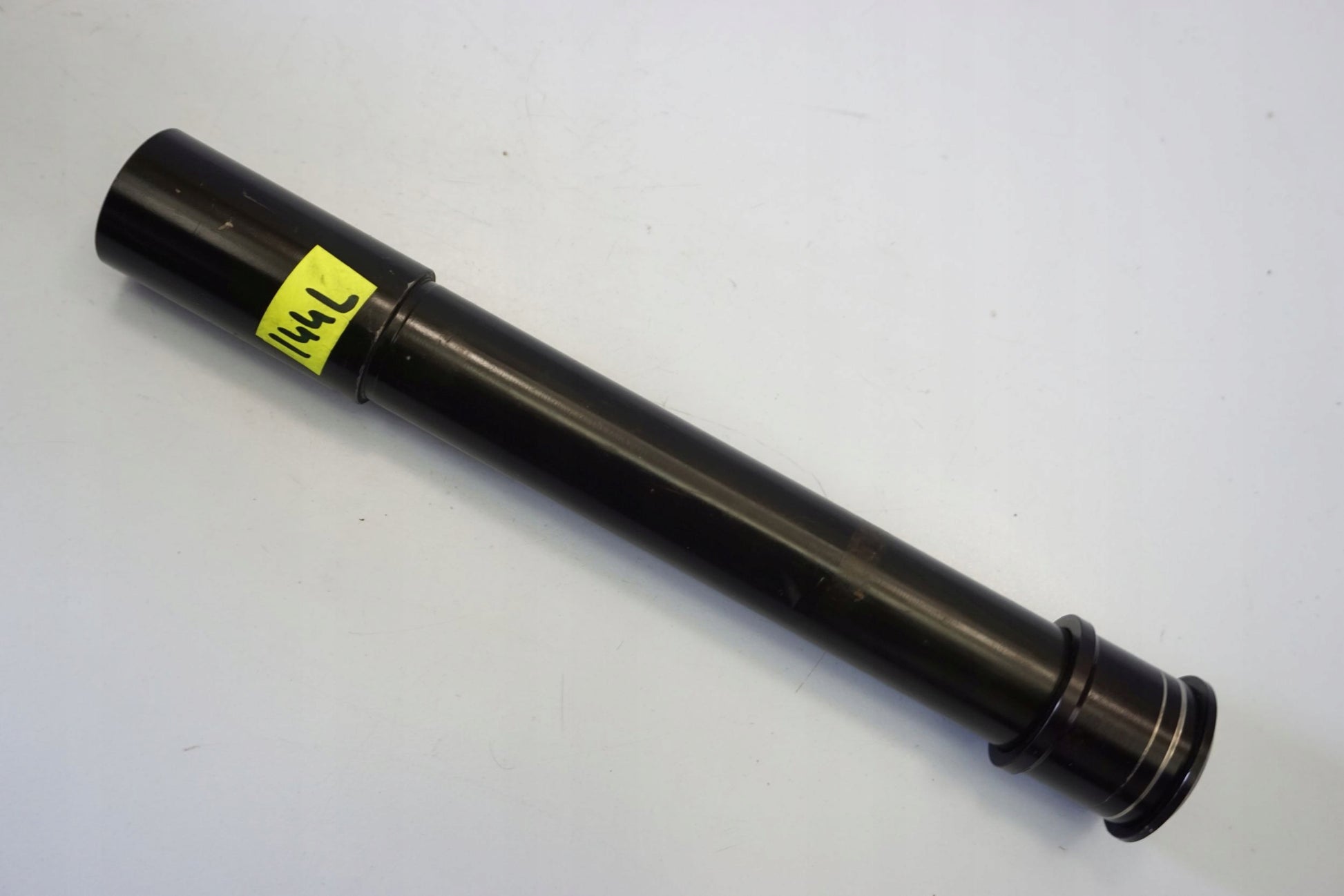 KTM 1290 SUPER DUKE 17-20 Vorderachse Achse vorne Radachse front axle 2