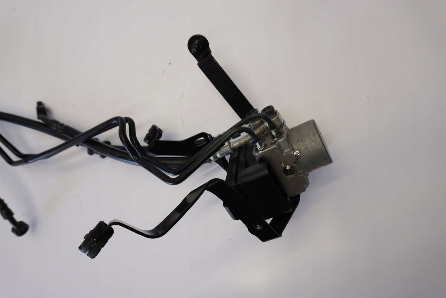 HONDA CBR 500 R 24- ABS Pumpe Druckmodulator 6