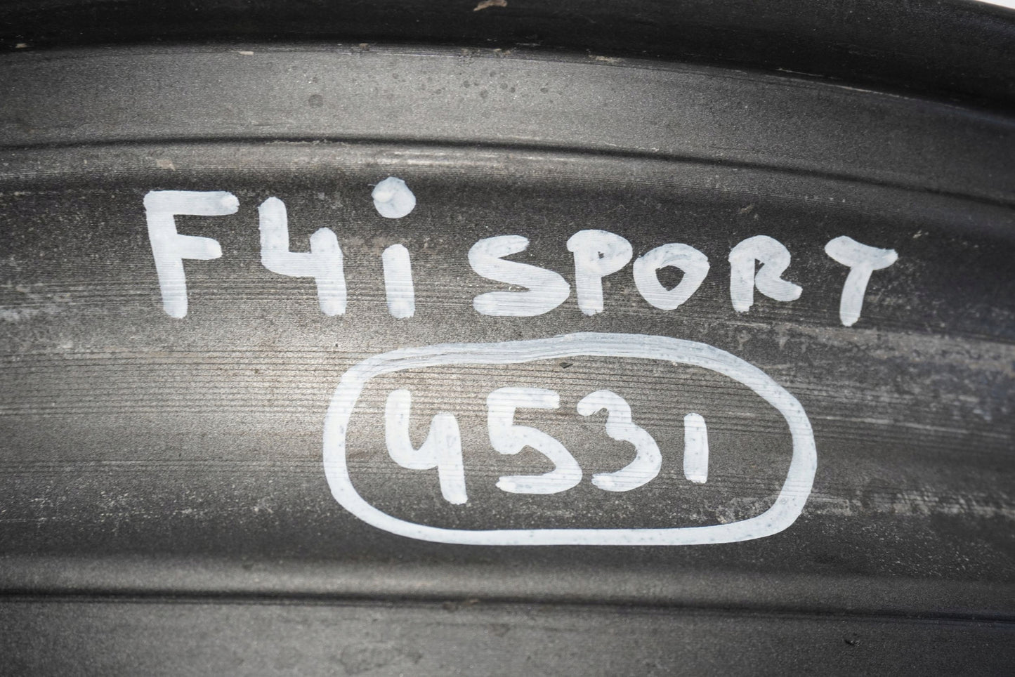 HONDA CBR 600 F4i SPORT 01-06 Felge vorne Wheel Vorderrad 4