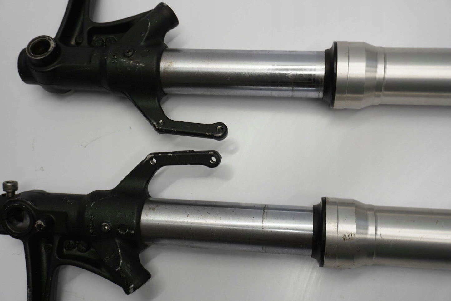 YAMAHA MT-09 13-16 Gabel Gabelholme Fork 12