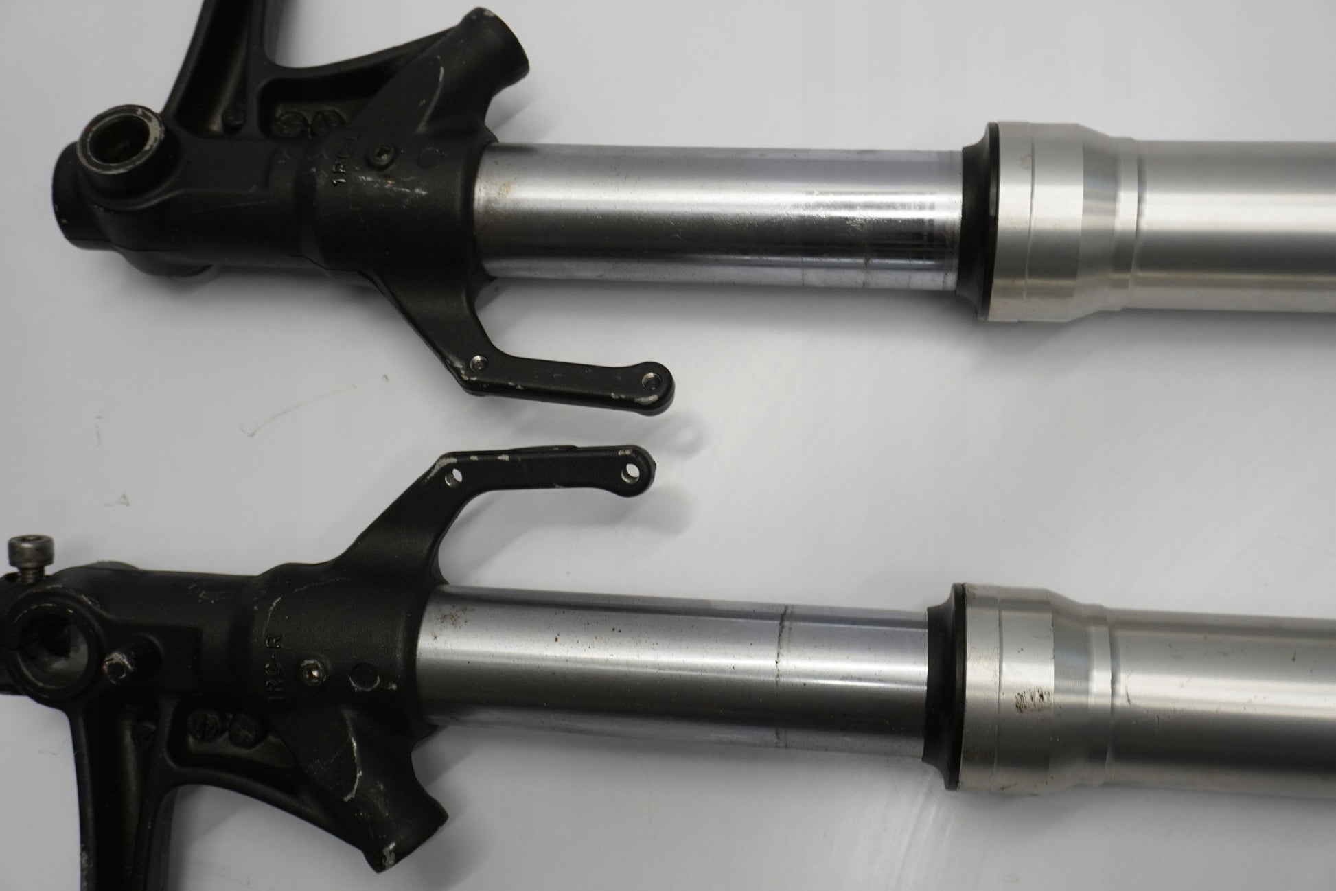 YAMAHA MT-09 13-16 Gabel Gabelholme Fork 12