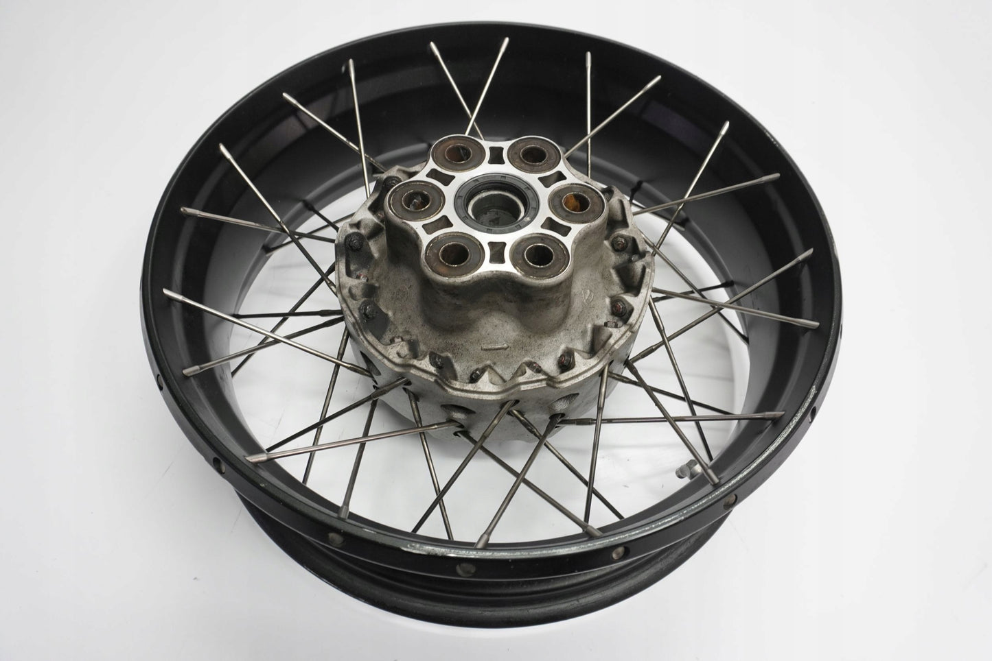 DUCATI MULTISTRADA 1200 S 10-15 Felge hinten Wheel Hinterrad 4