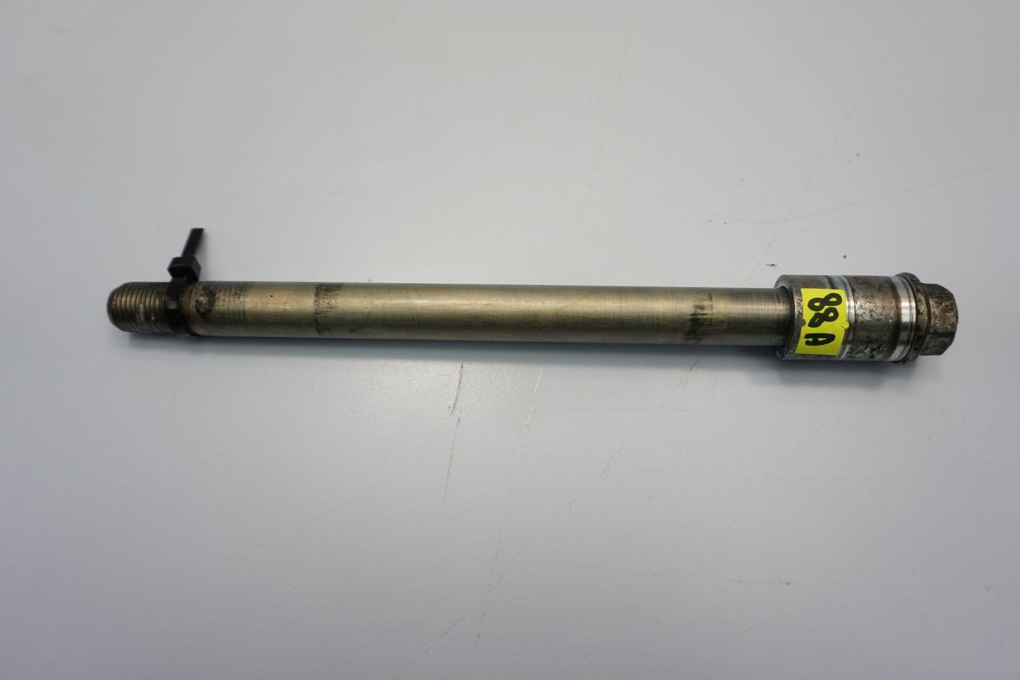 YAMAHA XSR-700 16-18 Vorderachse Achse vorne Radachse front axle 3