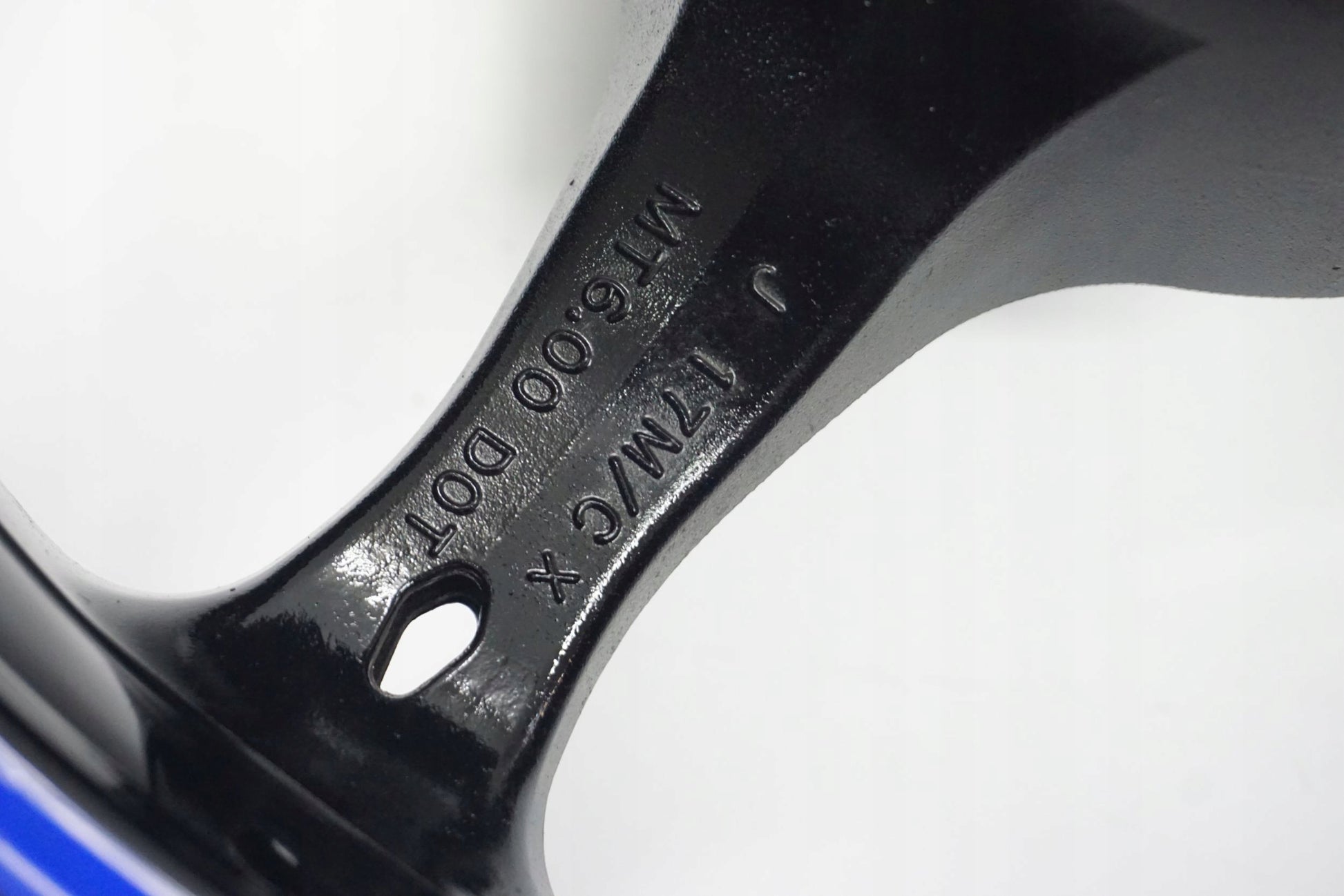 SUZUKI GSX-R 1000 K7-K8 Felge hinten Wheel Hinterrad 8