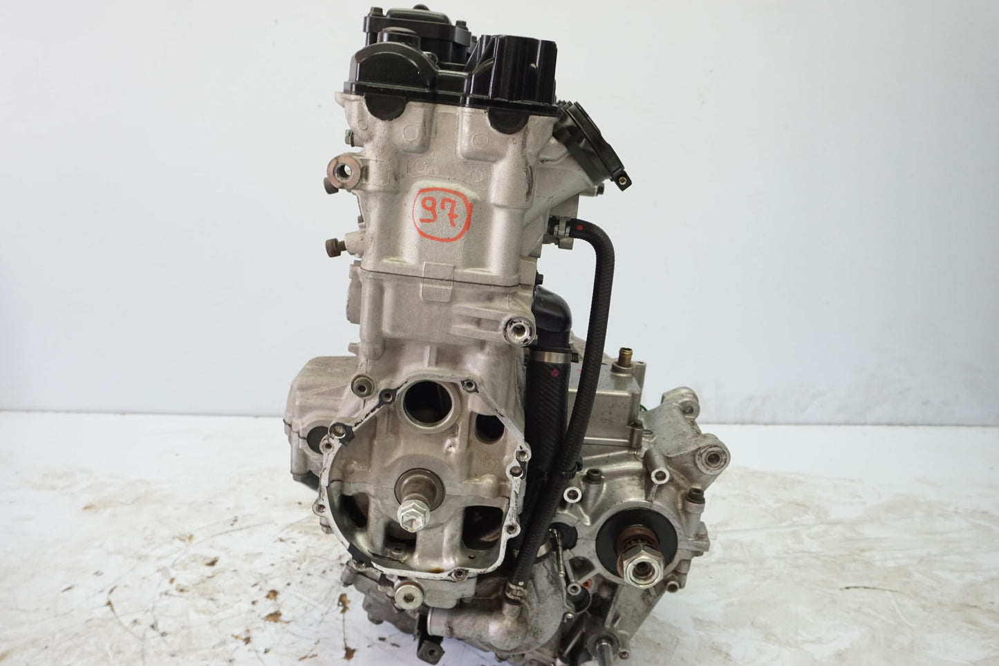 SUZUKI GSX-R 1000 K3-K4 Motor Motorblock Engine 2