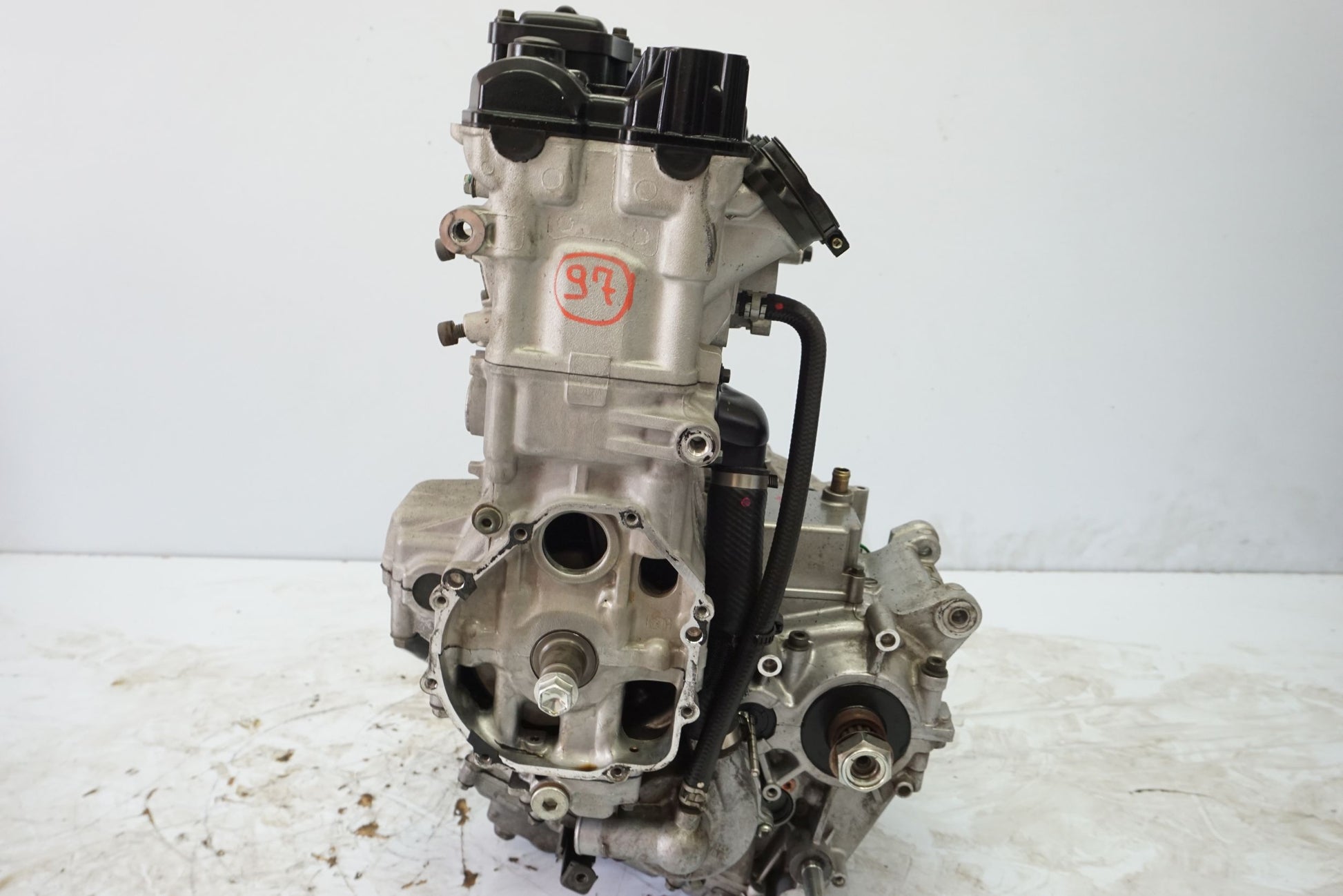 SUZUKI GSX-R 1000 K3-K4 Motor Motorblock Engine 2