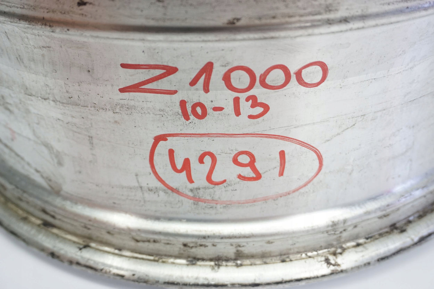 KAWASAKI Z1000 10-13 Felge hinten Wheel Hinterrad 3