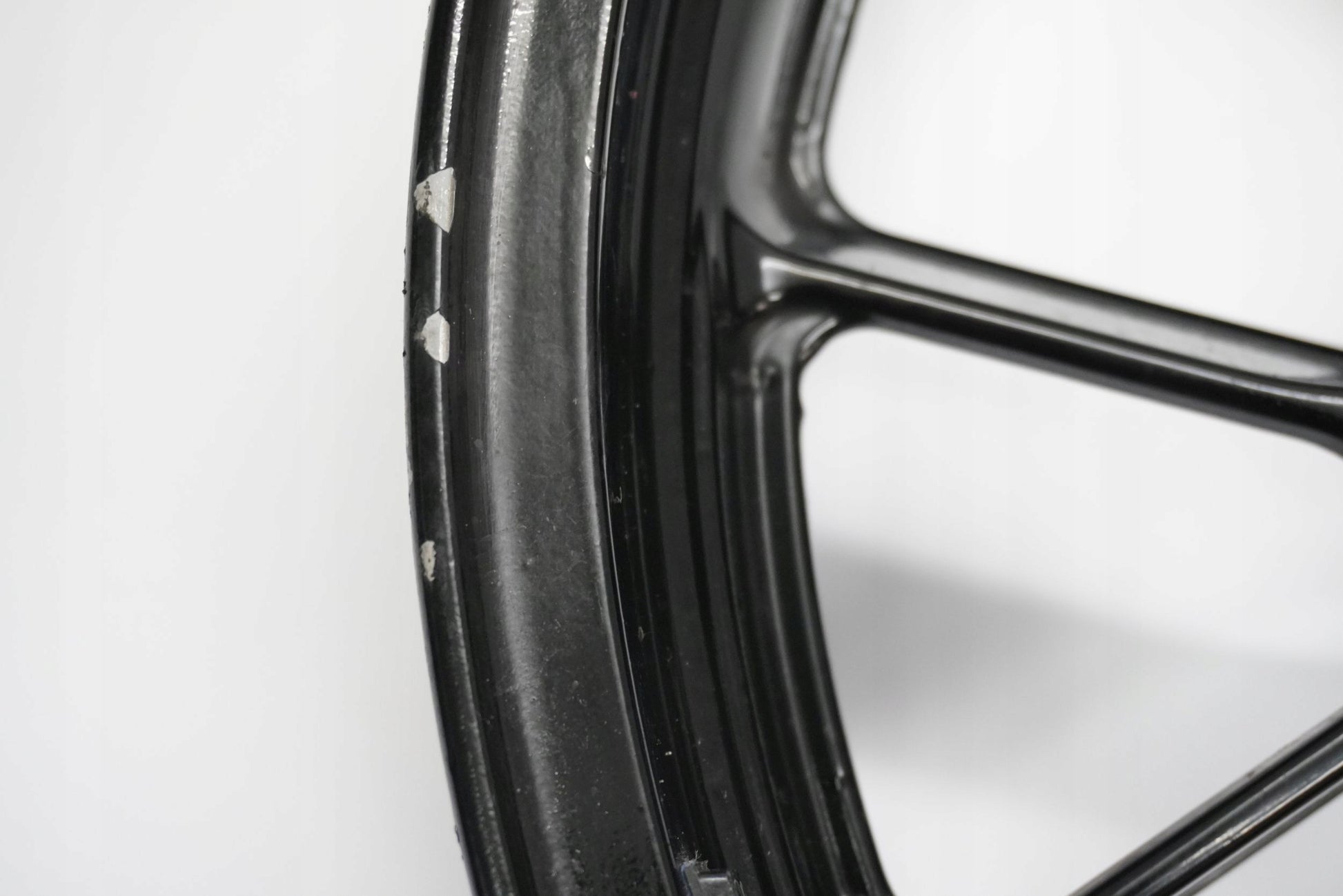 KAWASAKI GTR 1400 10-14 Felge vorne Wheel Vorderrad 8