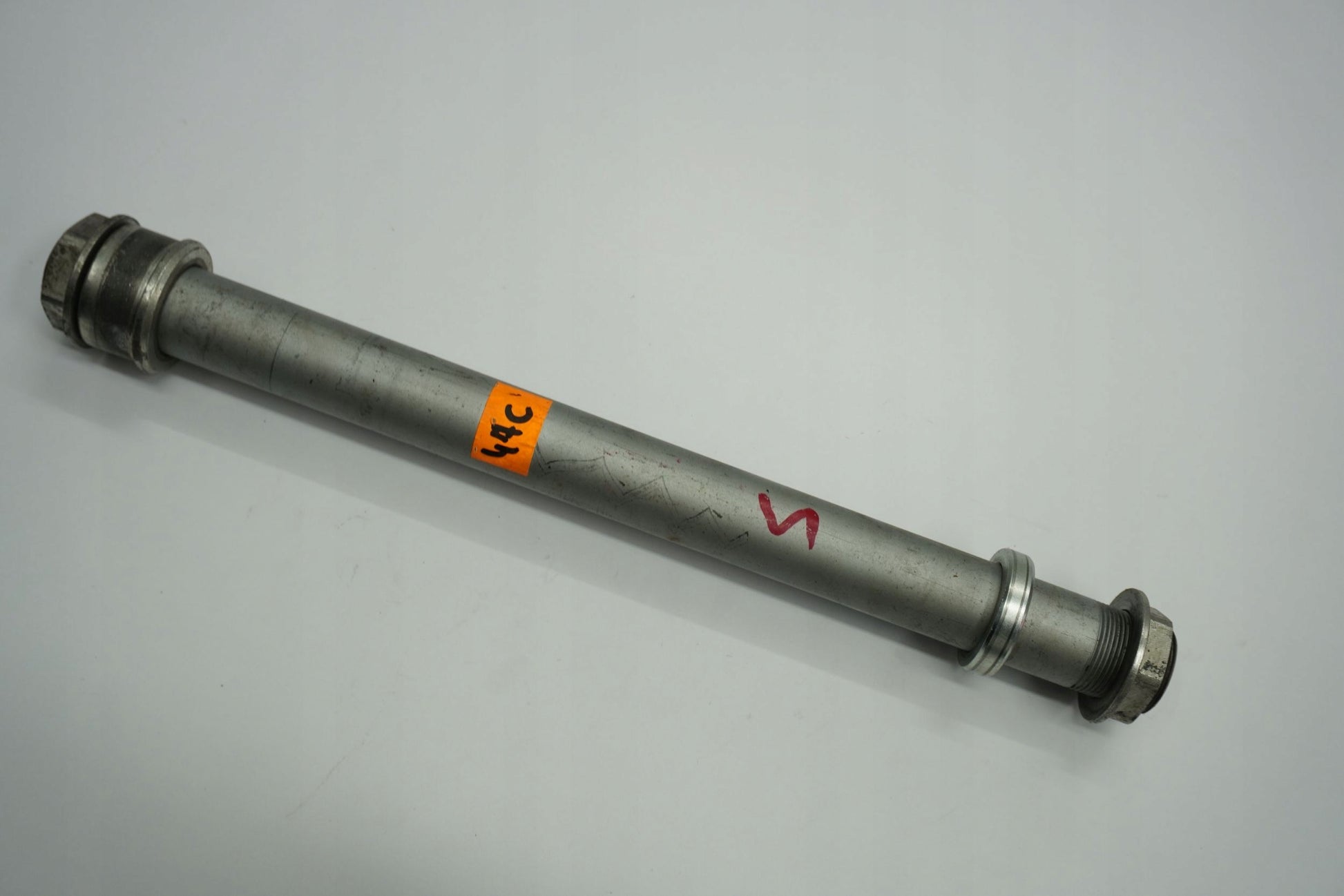 DUCATI MONSTER 797 17- Hinterachse Achse hinten Radachse rear axle 6