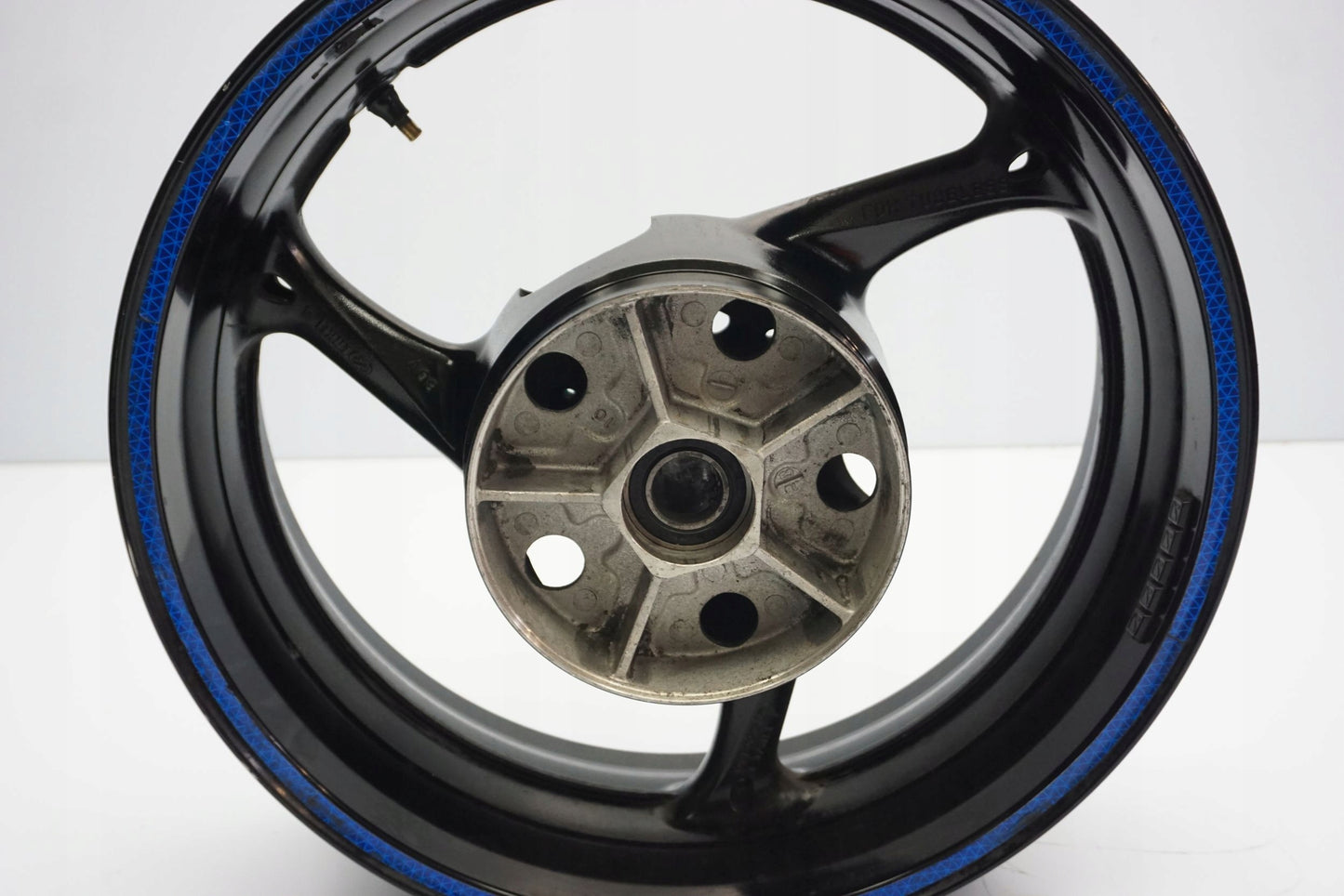 SUZUKI GSX-R 600 750 K8 K9 L0 Felge hinten Wheel Hinterrad