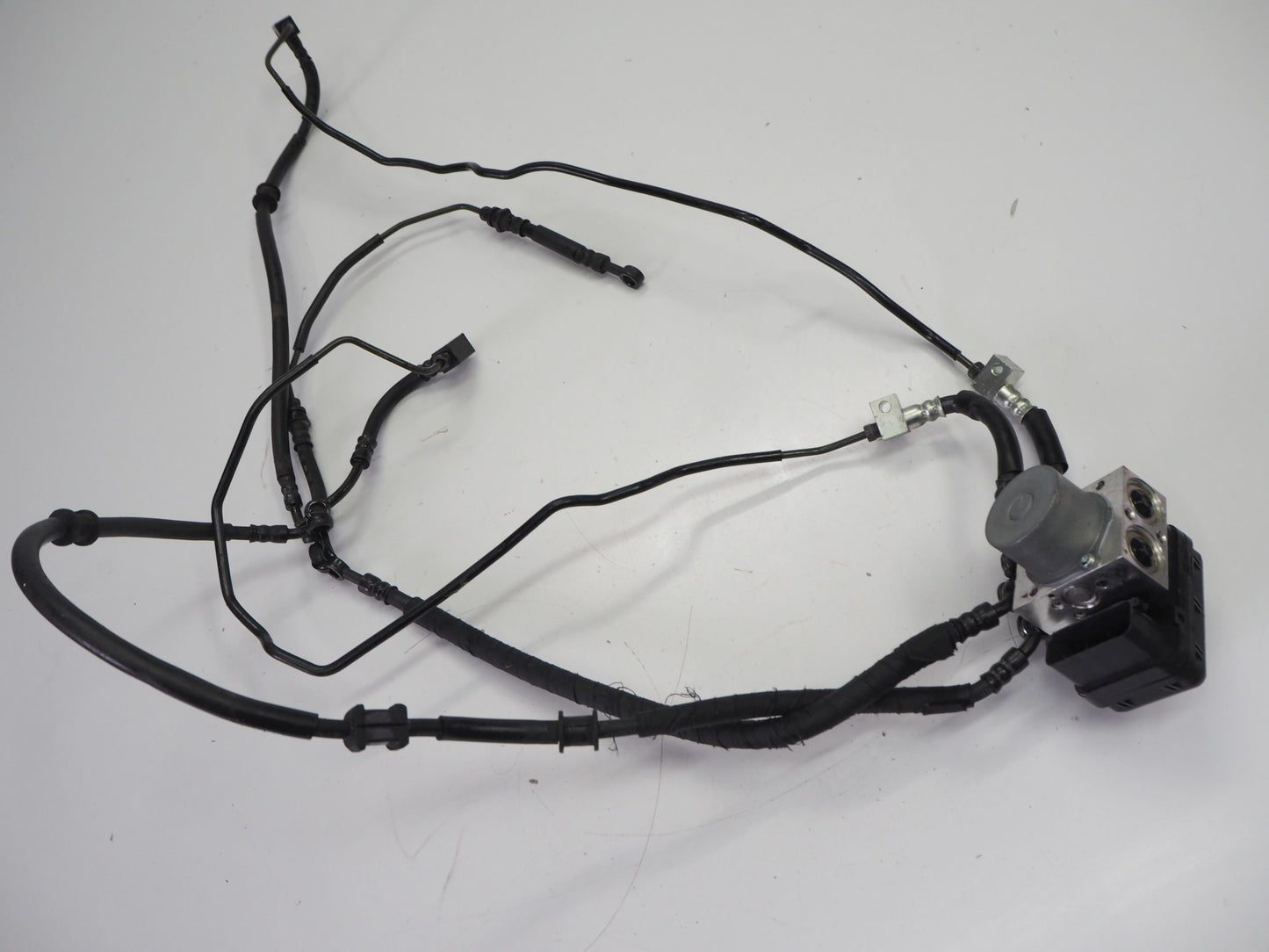 YAMAHA XSR-700 16-18 ABS Pumpe Druckmodulator 3