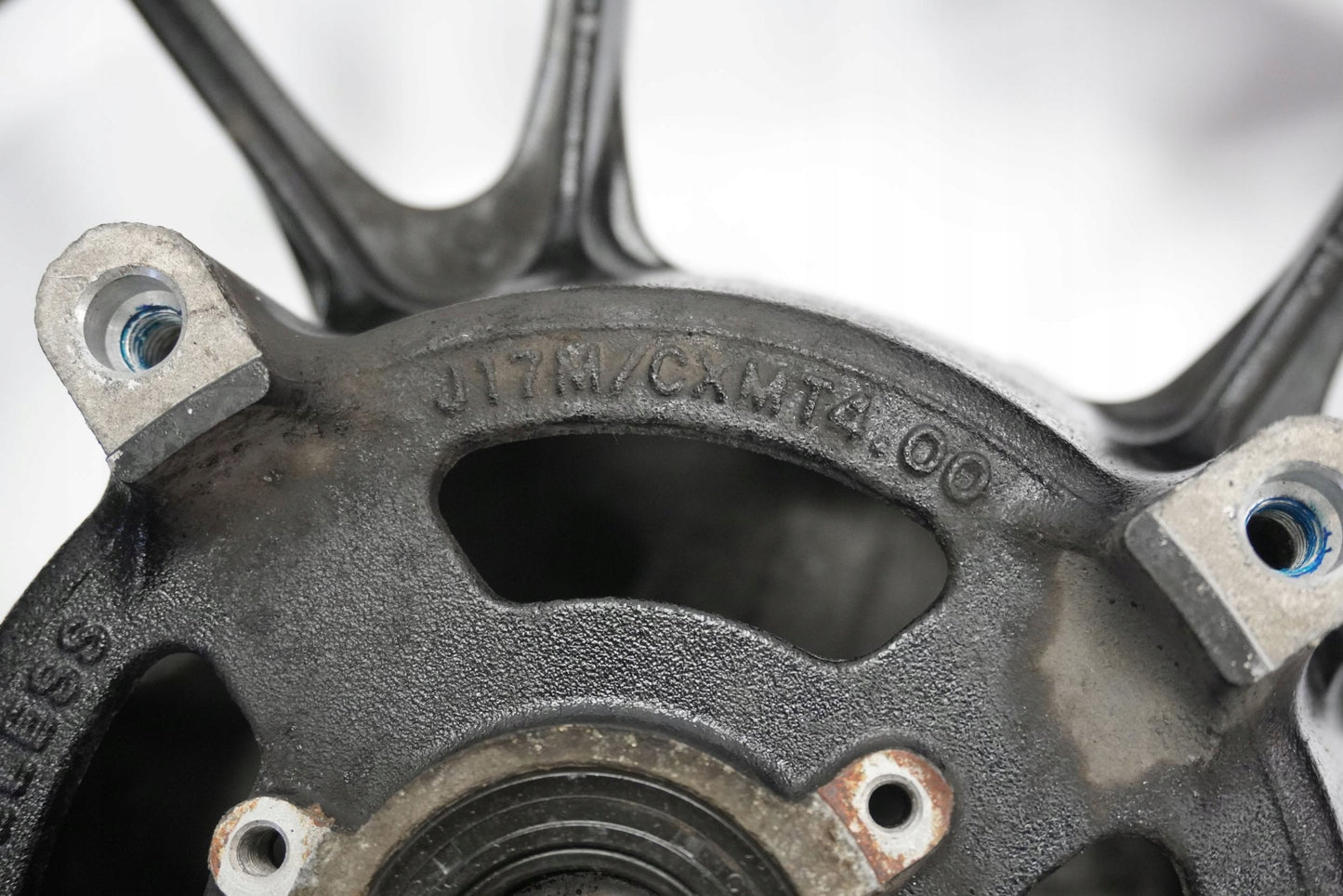 SUZUKI DL 650 V-STROM 19- Felge hinten Wheel Hinterrad 3