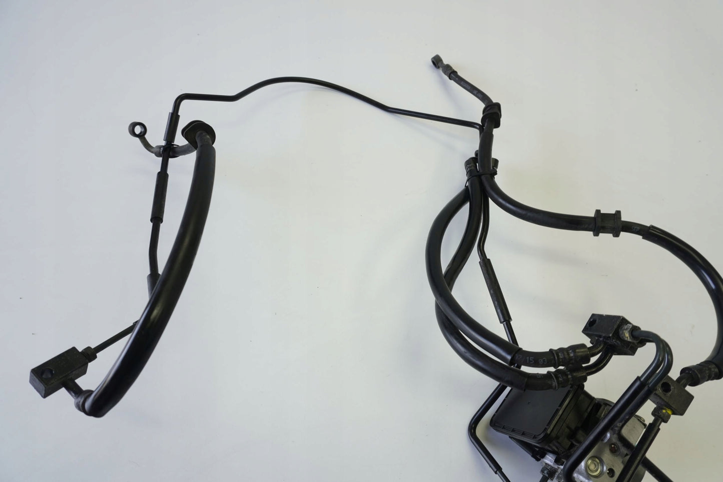 HONDA NSS 125 FORZA 14-17 ABS Pumpe Druckmodulator 4