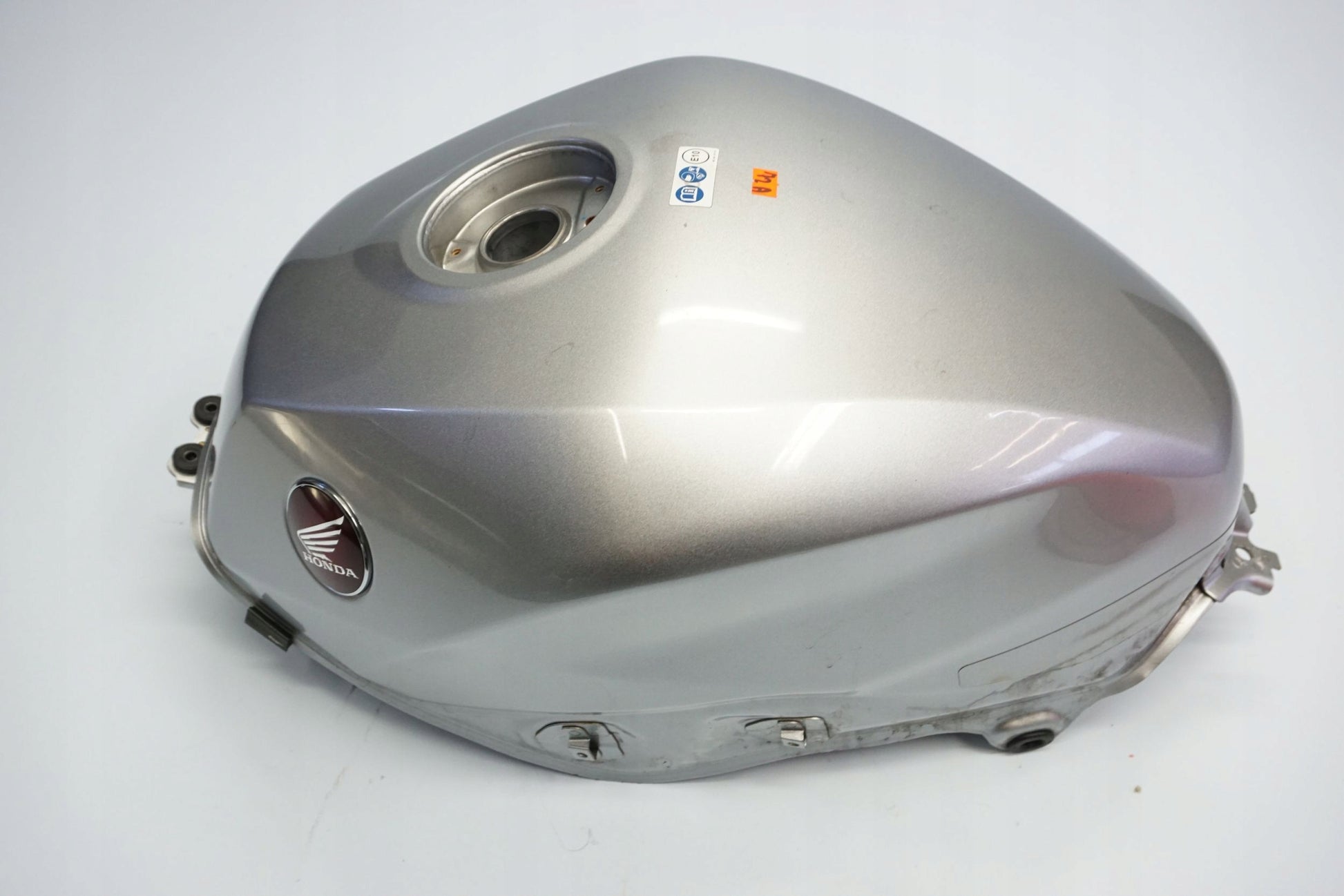 HONDA VFR 800 F 17-19 Kraftstofftank Benzintank Fuel Tank 10