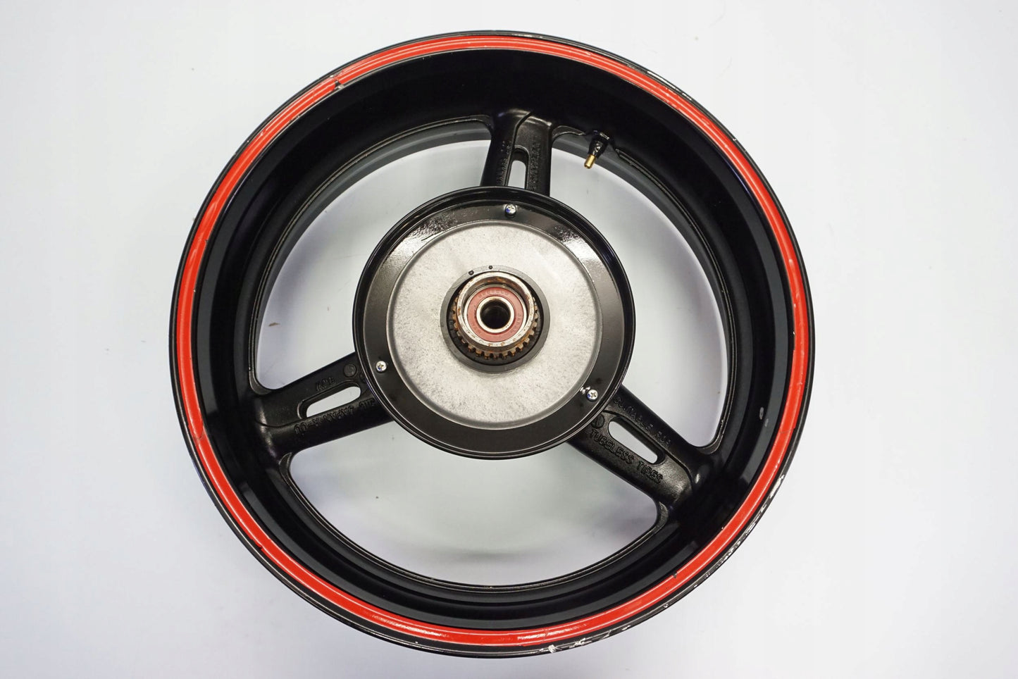 YAMAHA FJR 1300 06-12 Felge hinten Wheel Hinterrad 3