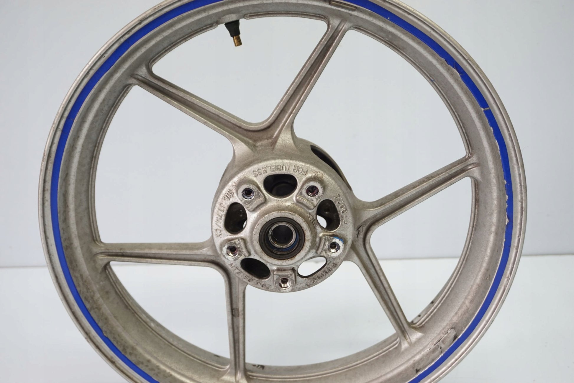 KAWASAKI VERSYS 650 07-09 Felge vorne Wheel Vorderrad 10