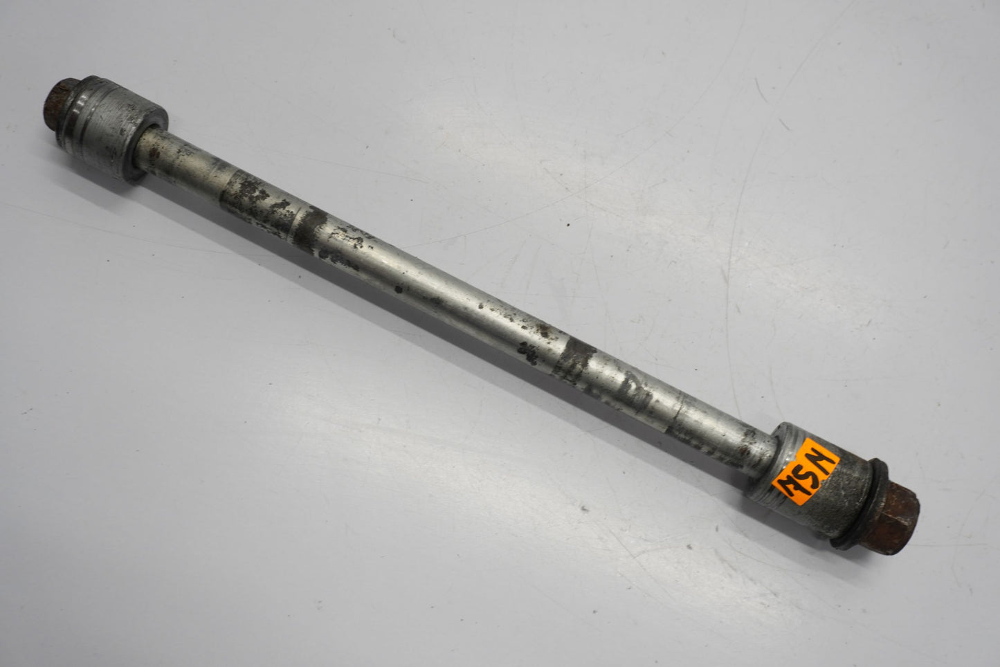 HONDA XL 125 V VARADERO 01-06 Hinterachse Achse hinten Radachse rear axle 5