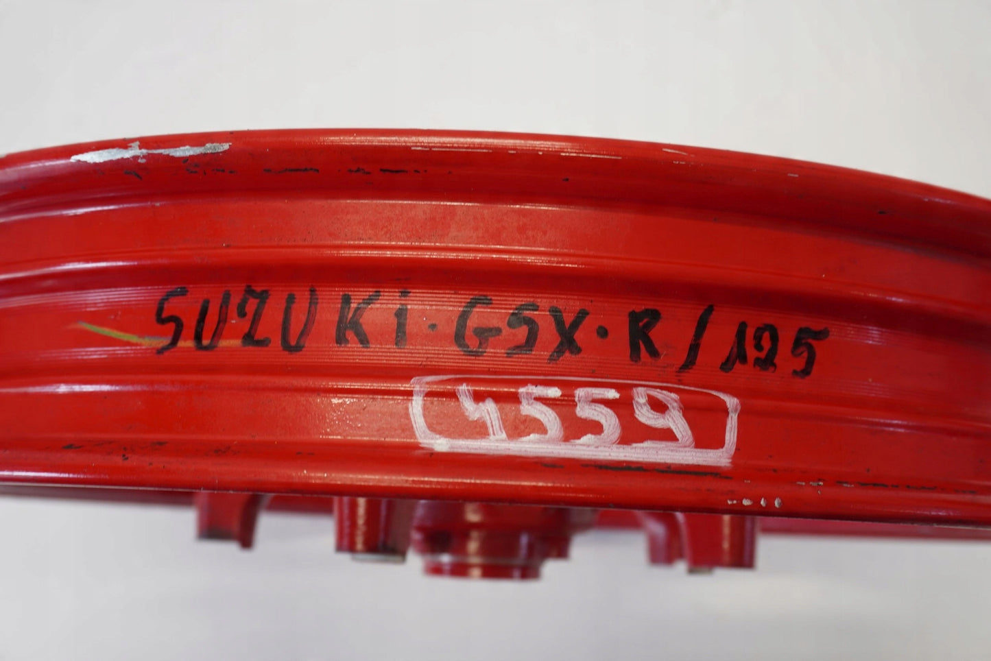 SUZUKI GSX-R 125 18- Felge vorne Wheel Vorderrad 9