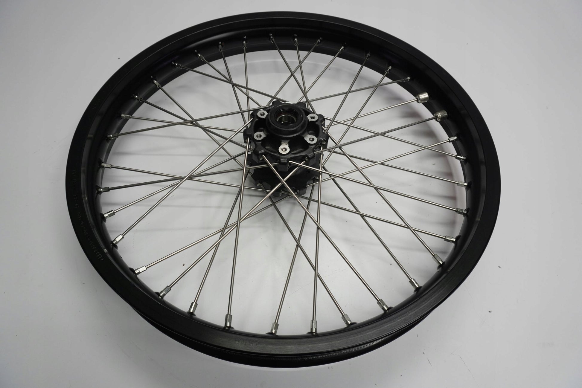 HONDA XL 750 TRANSALP 23- Felge vorne Wheel Vorderrad 7