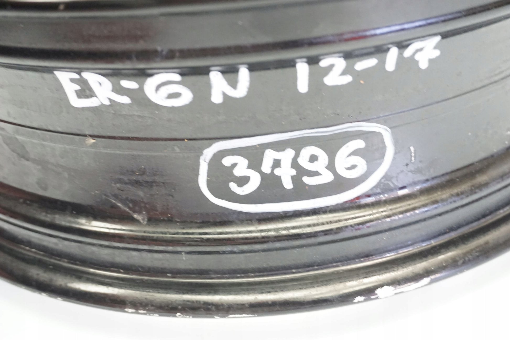 KAWASAKI 650 ER-6N 12-17 Felge hinten Wheel Hinterrad 3