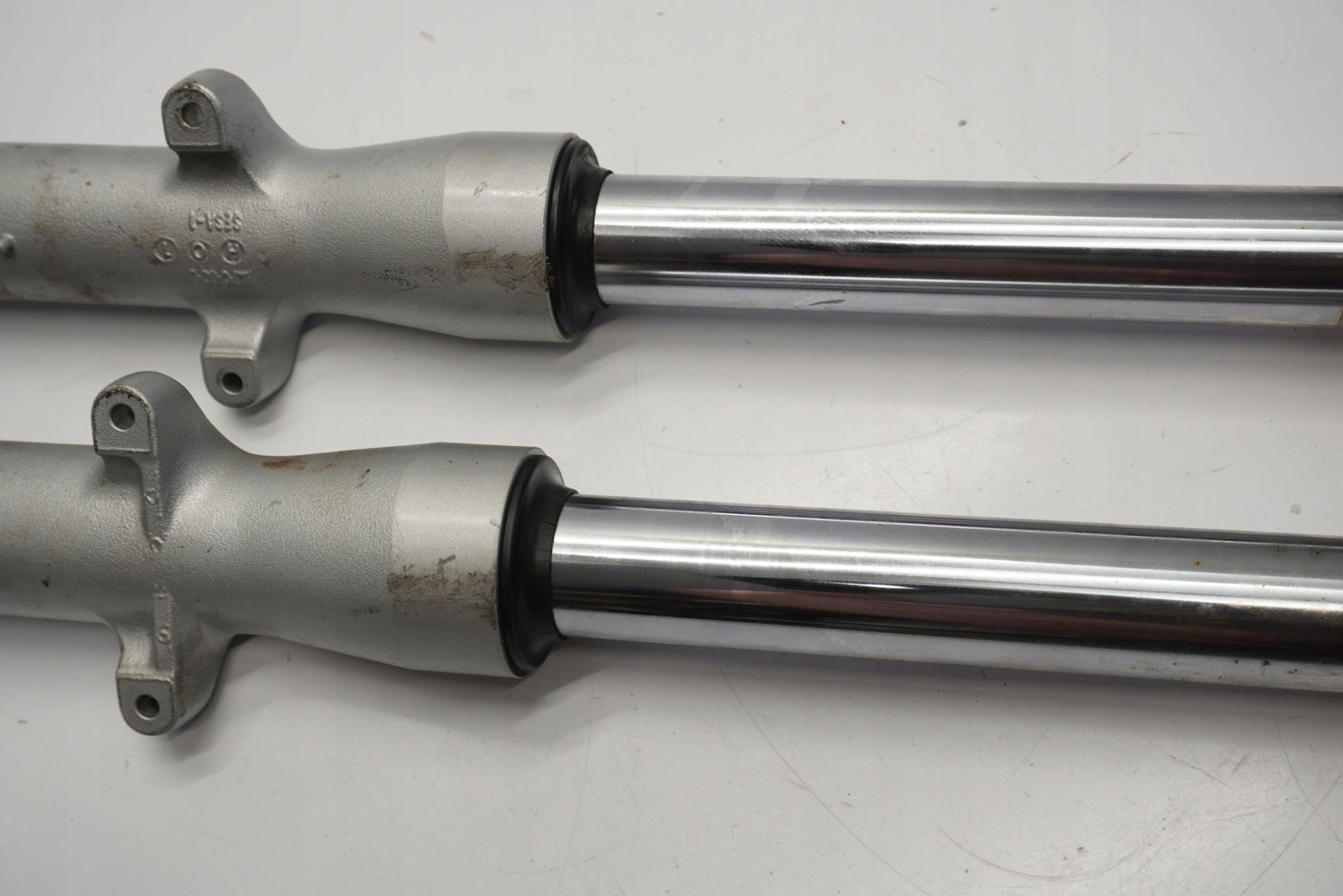 HONDA XL 125 V VARADERO 01-06 Gabel Gabelholme Fork 16