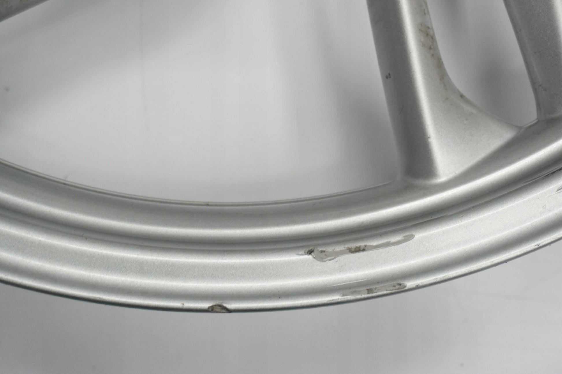 BMW R 1200 GS K25 04-07 Felge vorne Wheel Vorderrad 6