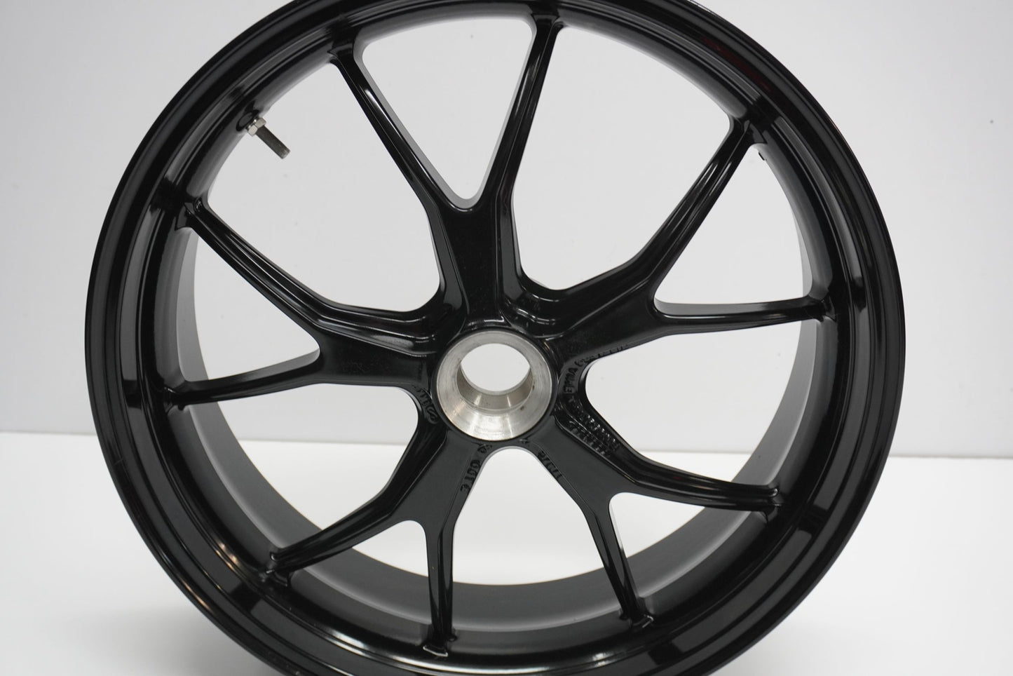 DUCATI 848 08–13 Felge hinten Wheel Hinterrad 5