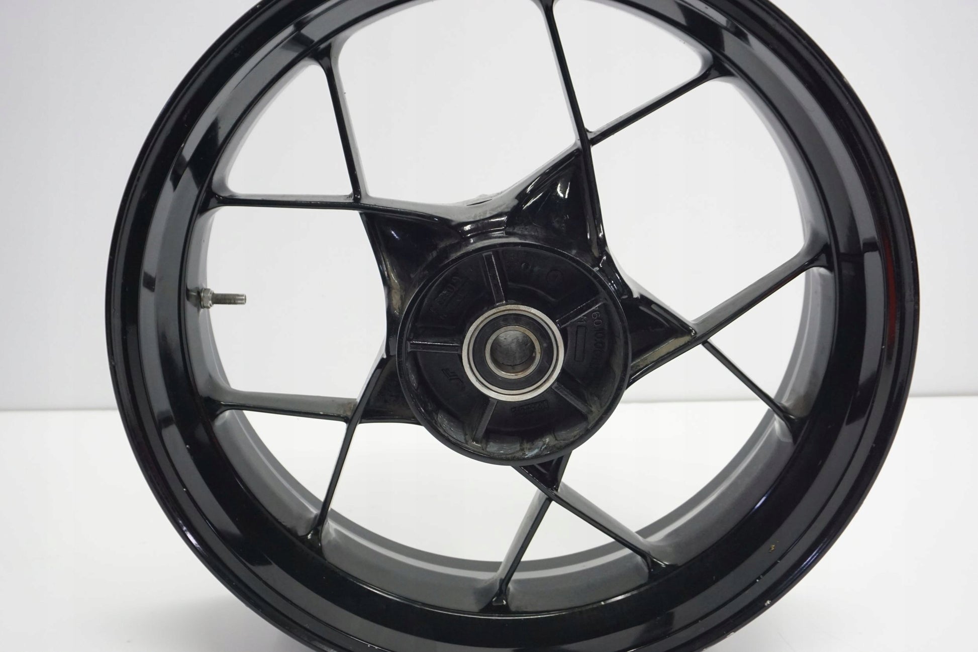 KTM 690 DUKE 12-15 Felge hinten Wheel Hinterrad 6