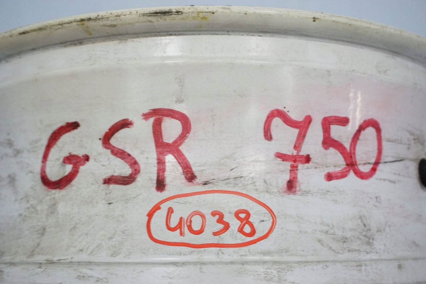 SUZUKI GSR 750 11-16 Felge hinten Wheel Hinterrad 4