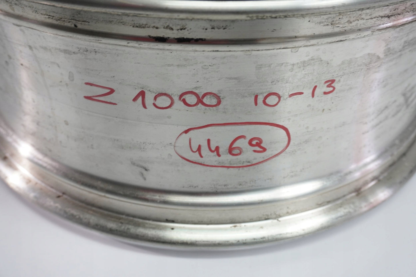 KAWASAKI Z1000 10-13 Felge hinten Wheel Hinterrad 3