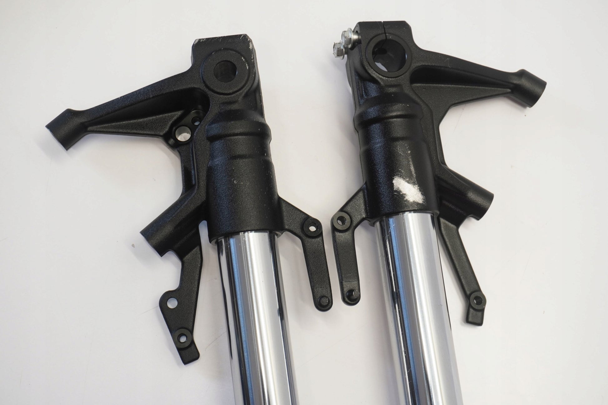 HONDA CB 750 HORNET 23- Gabel Gabelholme Fork 8